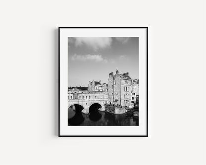 B&W Pulteney Bridge Bath England | United Kingdom Print - Departures Print Shop